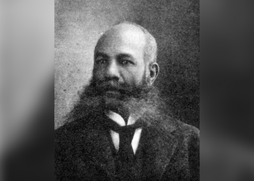 Alexander Miles